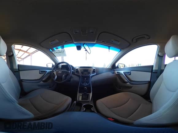 2016 Hyundai Elantra SE с VIN 5NPDH4AE8GH741621, выставлен на аукционе IAAI как лот 43401826 с пробегом 56 606 миль миль и . История ставок и продаж доступна на DreamBid. Изображение 18.