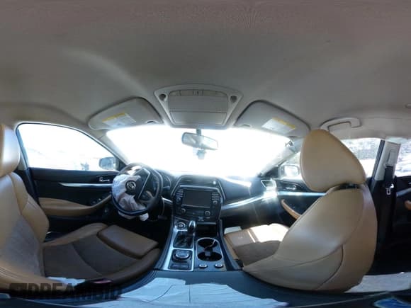 ✅ 2016 Nissan Maxima SR • VIN: 1N4AA6AP0GC379449 • Lot: 43343777. Wystawiony na IAAI z przebiegiem 116 234 mil. Bezpłatny archiwum sprzedaży aukcyjnych z USA i szczegółowy raport historii pojazdu na DreamBid. Zdjęcie 18.