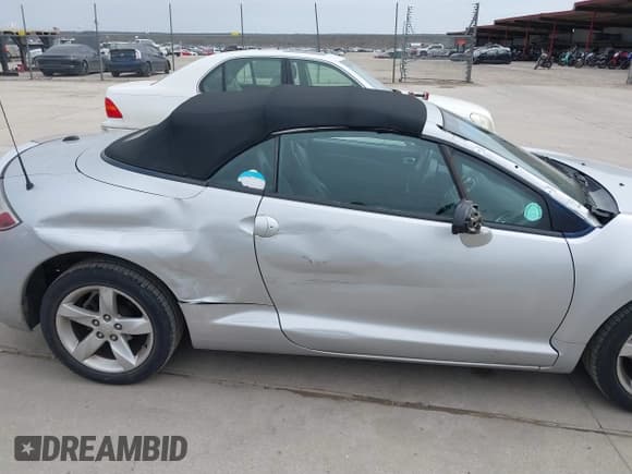 ✅ 2008 Mitsubishi Eclipse GS • VIN: 4A3AL25F18E001125 • Lot: 41672497. Wystawiony na IAAI z przebiegiem 132 314 mil. Bezpłatny archiwum sprzedaży aukcyjnych z USA i szczegółowy raport historii pojazdu na DreamBid. Zdjęcie 6.