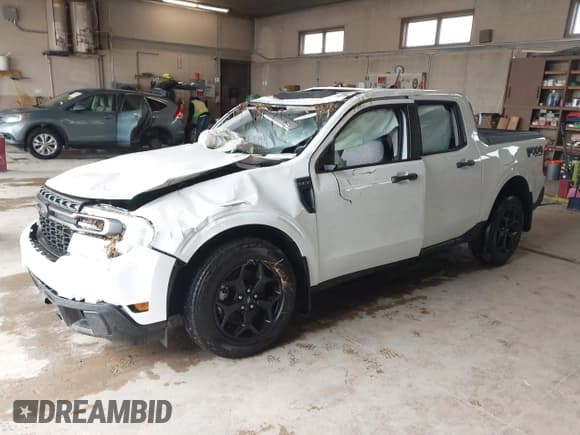 ✅ 2024 Ford Maverick XLT • VIN: 3FTTW8J92RRA04930 • Lot: 43257526. Listed on IAAI with Not provided. Free auction sales archive from the USA and detailed vehicle history report at DreamBid. Image 17.