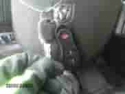 2005 Dodge 3500 SLT z VIN 3D7LS38C65G768954, wystawiony jako IAAI lot #40947309 z przebiegiem 262 829 mil mil oraz . Historia ofert i sprzedaży dostępna na DreamBid. Obrazek 11.