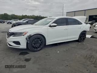 ✅ 2021 Volkswagen Passat SE • VIN: 1VWSA7A33MC017805 • Lot: 94998785. Listed on Copart with 173,513 mi. Free auction sales archive from the USA and detailed vehicle history report at DreamBid. Image 1.