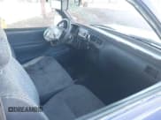 ✅ 1995 Toyota T100 DX • VIN: JT4VD12E4S0014723 • Лот: 43587251. Опубликован ранее на IAAI с пробегом Не указан. Бесплатный доступ к архиву аукционных продаж из США и подробный отчёт об истории автомобиля на DreamBid. Изображение 5.