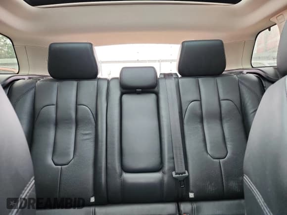 ✅ 2015 Land Rover Range Rover Evoque Pure Plus • VIN: SALVP2BG8FH075989 • Lot: 89892775. Listed on Copart with 104,326 mi. Free auction sales archive from the USA and detailed vehicle history report at DreamBid. Image 10.