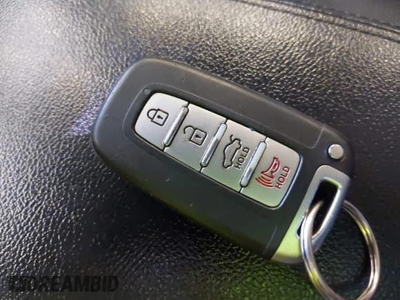 ✅ 2014 Hyundai Sonata SE • VIN: 5NPEC4AC4EH904859 • Лот: 42592777. Опубликован ранее на IAAI с пробегом 131 820 миль. Бесплатный доступ к архиву аукционных продаж из США и подробный отчёт об истории автомобиля на DreamBid. Изображение 11.