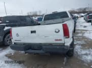 ✅ 2000 GMC Sierra 3500 • VIN: 1GTHC33J5YF404761 • Lot: 41269461. Listed on IAAI with 246,638 mi. Free auction sales archive from the USA and detailed vehicle history report at DreamBid. Image 16.