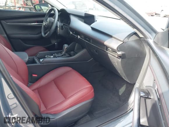 ✅ 2024 Mazda 3 S Carbon Edition • VIN: 3MZBPBCM9RM421270 • Lot: 43604481. Listed on IAAI with 23,354 mi. Free auction sales archive from the USA and detailed vehicle history report at DreamBid. Image 5.