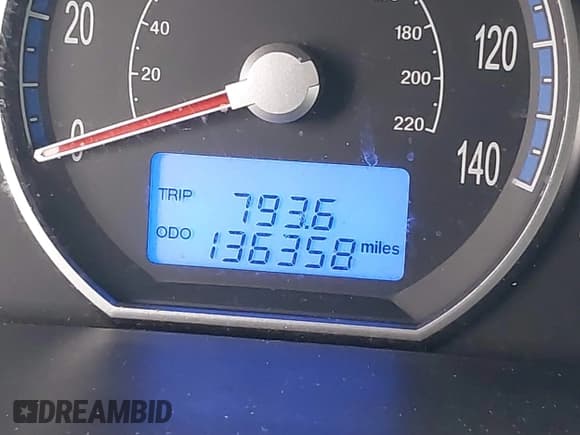 ✅ 2009 Hyundai Santa Fe SE • VIN: 5NMSH13E49H330039 • Lot: 41791815. Listed on IAAI with 136,358 mi. Free auction sales archive from the USA and detailed vehicle history report at DreamBid. Image 16.