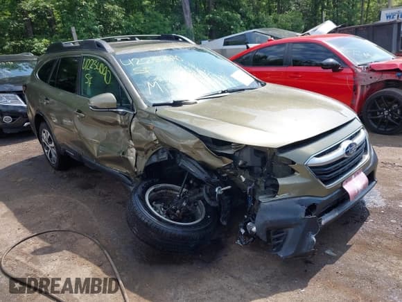 ✅ 2021 Subaru Outback Limited • VIN: 4S4BTANC3M3211539 • Lot: 42234090. Listed on IAAI with 62,190 mi. Free auction sales archive from the USA and detailed vehicle history report at DreamBid. Image 1.