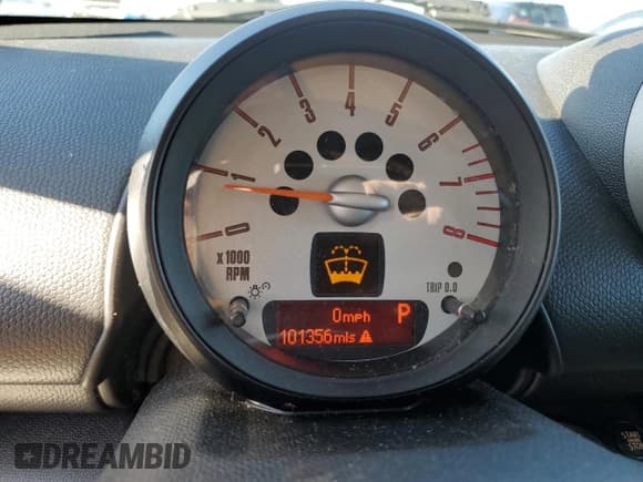 ✅ 2012 MINI Countryman S • VIN: WMWZC5C54CWL62611 • Lot: 89715355. Listed on Copart with 101,356 mi. Free auction sales archive from the USA and detailed vehicle history report at DreamBid. Image 9.