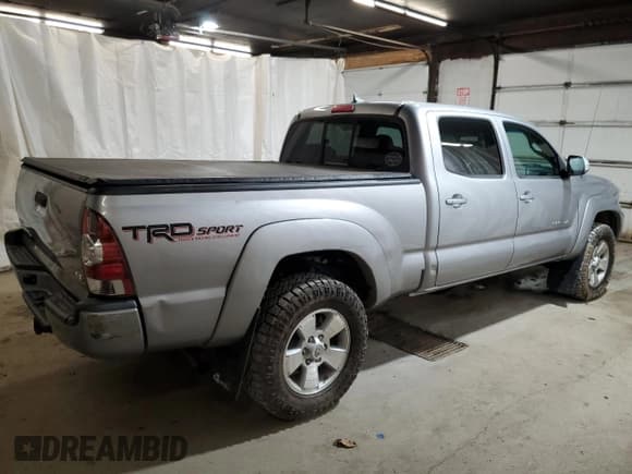 ✅ 2014 Toyota Tacoma • VIN: 3TMMU4FN0EM063958 • Лот: 89443975. Опубликован ранее на Copart с пробегом 111 263 миль. Бесплатный доступ к архиву аукционных продаж из США и подробный отчёт об истории автомобиля на DreamBid. Изображение 3.