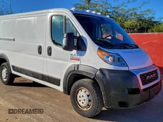 ✅ 2019 Ram ProMaster Cargo • VIN: 3C6TRVAG5KE526220 • Lot: 96325035. Wystawiony na Copart z przebiegiem 57 749 mil. Bezpłatny archiwum sprzedaży aukcyjnych z USA i szczegółowy raport historii pojazdu na DreamBid. Zdjęcie 1.