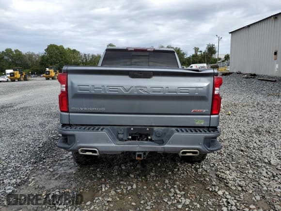 ✅ 2021 Chevrolet Silverado 1500 RST • VIN: 3GCUYEETXMG218619 • Лот: 85091355. Опубликован ранее на Copart с пробегом 163 439 миль. Бесплатный доступ к архиву аукционных продаж из США и подробный отчёт об истории автомобиля на DreamBid. Изображение 6.