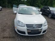 ✅ 2010 Volkswagen Jetta Limited Edition • VIN: 3VWAZ7AJ7AM164352 • Lot: 42897271. Listed on IAAI with 100,814 mi. Free auction sales archive from the USA and detailed vehicle history report at DreamBid. Image 6.