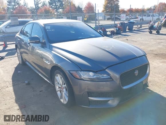 ✅ 2017 Jaguar XF 35t R-Sport • VIN: SAJBL4BVXHCY46213 • Лот: 43639091. Опубликован ранее на IAAI с пробегом 91 718 миль. Бесплатный доступ к архиву аукционных продаж из США и подробный отчёт об истории автомобиля на DreamBid. Изображение 1.