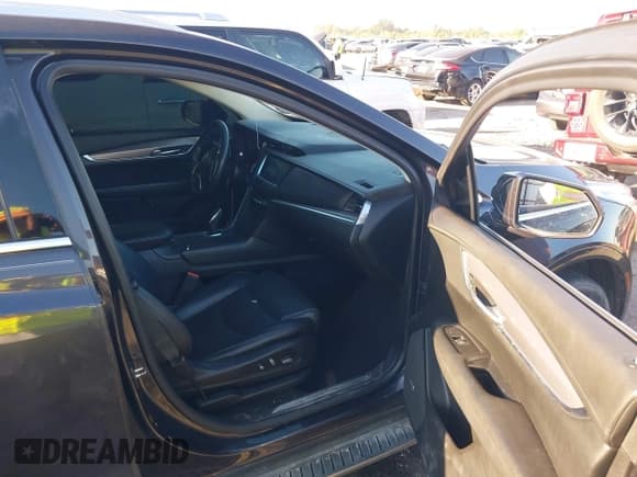 ✅ 2017 Cadillac XT5 Luxury FWD • VIN: 1GYKNBRS6HZ278705 • Lot: 43316171. Listed on IAAI with 128,221 mi. Free auction sales archive from the USA and detailed vehicle history report at DreamBid. Image 5.