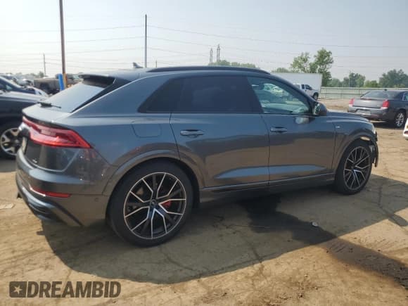 ✅ 2020 Audi Q8 Prestige • VIN: WA1FVAF18LD022451 • Lot: 64125825. Listed on Copart with 33,237 mi. Free auction sales archive from the USA and detailed vehicle history report at DreamBid. Image 3.