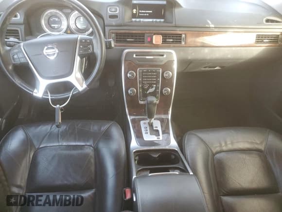 ✅ 2012 Volvo XC70 3.2L • VIN: YV4952BZ1C1132258 • Lot: 82395985. Listed on Copart with 95,334 mi. Free auction sales archive from the USA and detailed vehicle history report at DreamBid. Image 8.