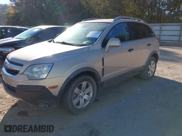✅ 2012 Chevrolet Captiva Sport LS • VIN: 3GNAL2EK1CS539183 • Lot: 43442176. Wystawiony na IAAI z przebiegiem 182 395 mil. Bezpłatny archiwum sprzedaży aukcyjnych z USA i szczegółowy raport historii pojazdu na DreamBid. Zdjęcie 2.