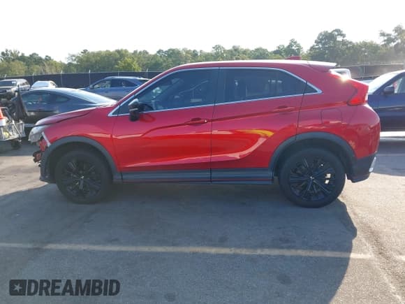 ✅ 2018 Mitsubishi Eclipse Cross LE • VIN: JA4AT4AA1JZ042601 • Lot: 43141379. Listed on IAAI with 76,148 mi. Free auction sales archive from the USA and detailed vehicle history report at DreamBid. Image 15.