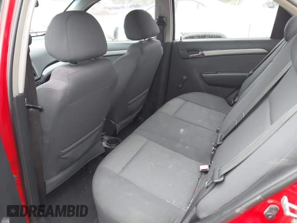 ✅ 2008 Chevrolet Aveo LS • VIN: KL1TD56618B052786 • Lot: 40890445. Wystawiony na IAAI z przebiegiem 164 714 mil. Bezpłatny archiwum sprzedaży aukcyjnych z USA i szczegółowy raport historii pojazdu na DreamBid. Zdjęcie 8.