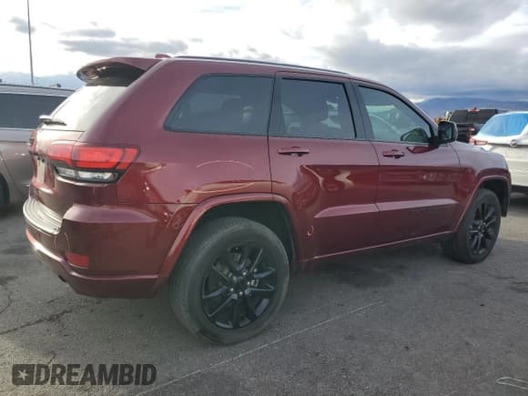 ✅ 2021 Jeep Grand Cherokee Laredo E • VIN: 1C4RJEAG2MC680839 • Lot: 93319165. Wystawiony na Copart z przebiegiem 22 569 mil. Bezpłatny archiwum sprzedaży aukcyjnych z USA i szczegółowy raport historii pojazdu na DreamBid. Zdjęcie 3.