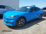 ✅ 2023 Ford Mustang Mach-E Premium • VIN: 3FMTK3R73PMA66134 • Lot: 42103326. Wystawiony na IAAI z przebiegiem 13 874 mil. Bezpłatny archiwum sprzedaży aukcyjnych z USA i szczegółowy raport historii pojazdu na DreamBid. Zdjęcie 19.