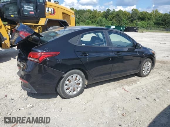 ✅ 2020 Hyundai Accent SE • VIN: 3KPC24A60LE114657 • Лот: 72074724. Опубликован ранее на Copart с пробегом 77 307 миль. Бесплатный доступ к архиву аукционных продаж из США и подробный отчёт об истории автомобиля на DreamBid. Изображение 3.
