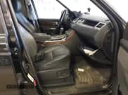 ✅ 2010 Land Rover Range Rover Sport HSE Lux • VIN: SALSK2D44AA245917 • Lot: 42638894. Listed on IAAI with 182,054 mi. Free auction sales archive from the USA and detailed vehicle history report at DreamBid. Image 5.