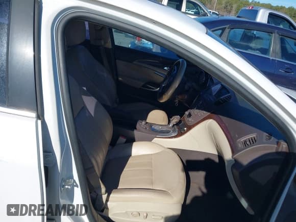 ✅ 2011 Buick Regal CXL RL6 • VIN: W04GU5GCXB1025852 • Lot: 41221618. Listed on IAAI with Not provided. Free auction sales archive from the USA and detailed vehicle history report at DreamBid. Image 5.