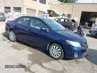 ✅ 2013 Toyota Corolla LE • VIN: JTDBU4EE2DJ113005 • Lot: 43645866. Wystawiony na IAAI z przebiegiem 152 190 mil. Bezpłatny archiwum sprzedaży aukcyjnych z USA i szczegółowy raport historii pojazdu na DreamBid. Zdjęcie 1.