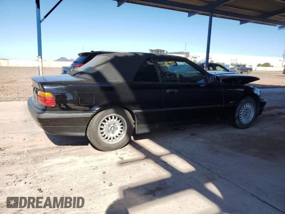 ✅ 1995 BMW 3 Series 318i • VIN: WBABK5327SEC85007 • Лот: 80146115. Опубликован ранее на Copart с пробегом 180 000 миль. Бесплатный доступ к архиву аукционных продаж из США и подробный отчёт об истории автомобиля на DreamBid. Изображение 3.