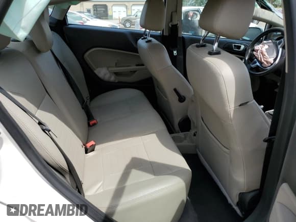 ✅ 2017 Ford Fiesta Titanium • VIN: 3FADP4CJ9HM139406 • Лот: 64456345. Опубликован ранее на Copart с пробегом Не указан. Бесплатный доступ к архиву аукционных продаж из США и подробный отчёт об истории автомобиля на DreamBid. Изображение 10.