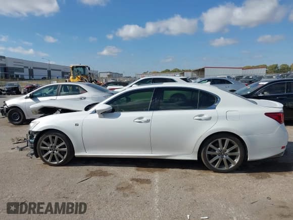 ✅ 2013 Lexus GS 350 • VIN: JTHBE1BL3D5006521 • Lot: 43708795. Listed on IAAI with 215,612 mi. Free auction sales archive from the USA and detailed vehicle history report at DreamBid. Image 14.