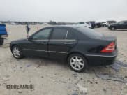 ✅ 2003 Mercedes-Benz C 240 • VIN: WDBRF81J03F374264 • Lot: 51058085. Wystawiony na Copart z przebiegiem 167 865 mil. Bezpłatny archiwum sprzedaży aukcyjnych z USA i szczegółowy raport historii pojazdu na DreamBid. Zdjęcie 2.