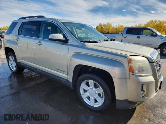 ✅ 2013 GMC Terrain SLE • VIN: 2GKFLTEK6D6413068 • Лот: 87465285. Опубликован ранее на Copart с пробегом 180 637 миль. Бесплатный доступ к архиву аукционных продаж из США и подробный отчёт об истории автомобиля на DreamBid. Изображение 4.