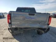 ✅ 2024 GMC Sierra 1500 AT4X • VIN: 3GTUUFE89RG304606 • Лот: 45781095. Опубликован ранее на Copart с пробегом 27 140 миль. Бесплатный доступ к архиву аукционных продаж из США и подробный отчёт об истории автомобиля на DreamBid. Изображение 6.