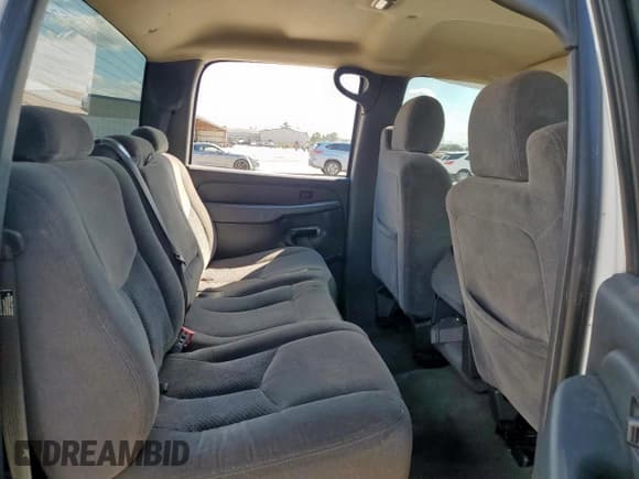 ✅ 2007 Chevrolet Silverado 2500HD LS • VIN: 1GCHK23U37F200532 • Лот: 83857965. Опубликован ранее на Copart с пробегом 332 208 миль. Бесплатный доступ к архиву аукционных продаж из США и подробный отчёт об истории автомобиля на DreamBid. Изображение 10.