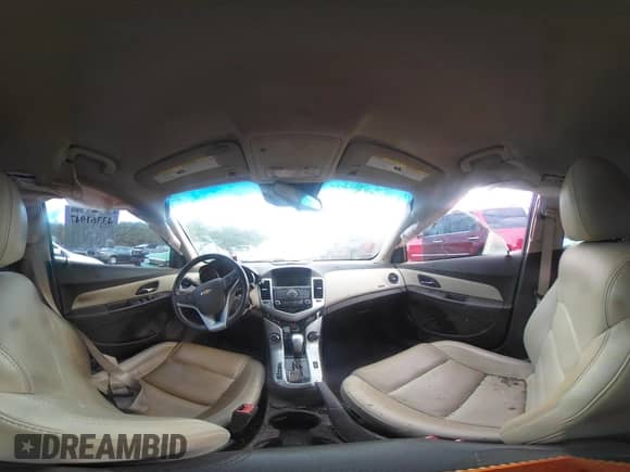 2014 Chevrolet Cruze 2LT z VIN 1G1PE5SB4E7284431, wystawiony jako IAAI lot #43361947 z przebiegiem 175 086 mil mil oraz . Historia ofert i sprzedaży dostępna na DreamBid. Obrazek 18.