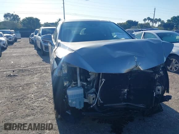 ✅ 2022 Lexus RX 350 • VIN: 2T2HZMAA5NC240161 • Lot: 42031043. Listed on IAAI with 7,888 mi. Free auction sales archive from the USA and detailed vehicle history report at DreamBid. Image 18.