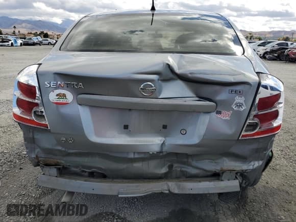 ✅ 2009 Nissan Sentra FE+ • VIN: 3N1AB61E79L667744 • Lot: 81227435. Wystawiony na Copart z przebiegiem 172 533 mil. Bezpłatny archiwum sprzedaży aukcyjnych z USA i szczegółowy raport historii pojazdu na DreamBid. Zdjęcie 6.