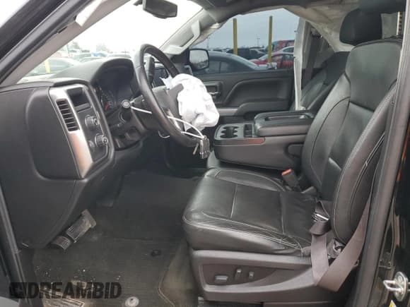 ✅ 2017 Chevrolet Silverado 1500 LT • VIN: 1GCVKREC2HZ317292 • Лот: 49960765. Опубликован ранее на Copart с пробегом 142 517 миль. Бесплатный доступ к архиву аукционных продаж из США и подробный отчёт об истории автомобиля на DreamBid. Изображение 7.