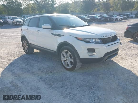 ✅ 2015 Land Rover Range Rover Evoque Pure Plus • VIN: SALVP2BG0FH041139 • Lot: 43173252. Wystawiony na IAAI z przebiegiem 63 042 mil. Bezpłatny archiwum sprzedaży aukcyjnych z USA i szczegółowy raport historii pojazdu na DreamBid. Zdjęcie 1.