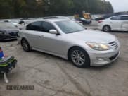 ✅ 2013 Hyundai Genesis 3.8L • VIN: KMHGC4DD9DU249899 • Лот: 91450185. Опубликован ранее на Copart с пробегом 155 935 миль. Бесплатный доступ к архиву аукционных продаж из США и подробный отчёт об истории автомобиля на DreamBid. Изображение 4.