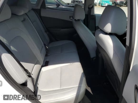 ✅ 2018 Hyundai Kona Limited • VIN: KM8K33A56JU078624 • Лот: 70628345. Опубликован ранее на Copart с пробегом 46 844 миль. Бесплатный доступ к архиву аукционных продаж из США и подробный отчёт об истории автомобиля на DreamBid. Изображение 11.