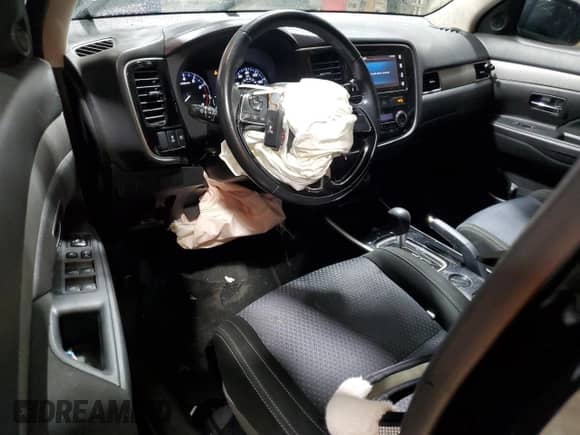 2018 Mitsubishi Outlander SE with VIN JA4AD3A3XJJ001391, listed as a Copart auction lot 65045575 with 117,062 mi miles and Salvage title. Bid and sale history available at DreamBid. Image 8.