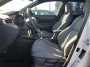 ✅ 2025 Toyota Corolla Cross Hybrid S • VIN: 7MUFBABG3SV067489 • Лот: 85705785. Опубликован ранее на Copart с пробегом 27 657 миль. Бесплатный доступ к архиву аукционных продаж из США и подробный отчёт об истории автомобиля на DreamBid. Изображение 7.