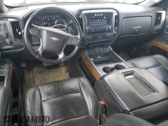 ✅ 2018 Chevrolet Silverado 1500 LTZ • VIN: 1GCVKSEC6JZ140629 • Lot: 69186615. Wystawiony na Copart z przebiegiem 173 010 mil. Bezpłatny archiwum sprzedaży aukcyjnych z USA i szczegółowy raport historii pojazdu na DreamBid. Zdjęcie 8.