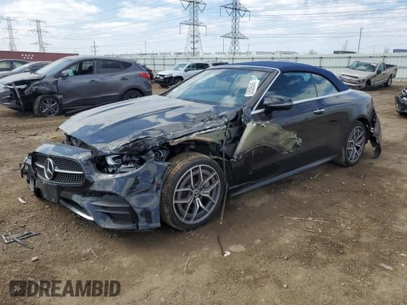 ✅ 2023 Mercedes-Benz E 450 • VIN: W1K1K5KBXPF203582 • Lot: 52626645. Wystawiony na Copart z przebiegiem 10 819 mil. Bezpłatny archiwum sprzedaży aukcyjnych z USA i szczegółowy raport historii pojazdu na DreamBid. Zdjęcie 1.