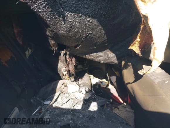 ✅ 2017 Nissan Rogue SV • VIN: KNMAT2MV9HP562060 • Lot: 43431422. Listed on IAAI with Not provided. Free auction sales archive from the USA and detailed vehicle history report at DreamBid. Image 8.